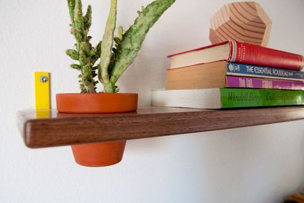 Pot shelf