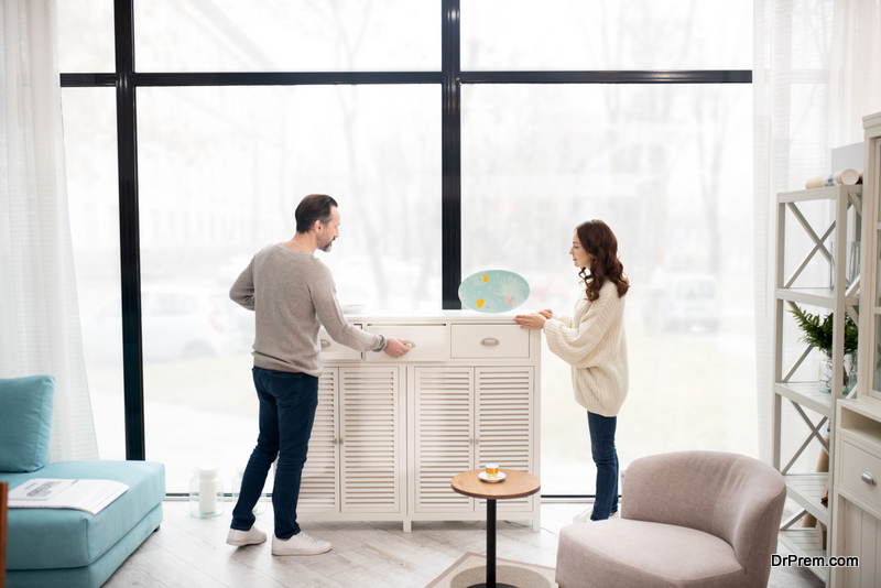 couple bought cabinet with huge storage